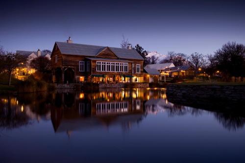 luxury hotels in Cardrona Alpine Resort