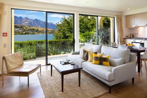 luxury hotels in Queenstown