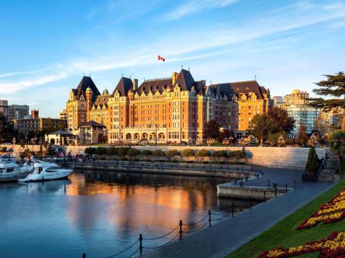 luxury hotels in Vancouver Island