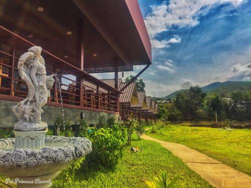 luxury hotels in Pai
