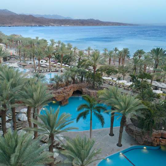 luxury hotels in Taba