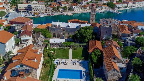 luxury hotels in Split-Dalmatia County