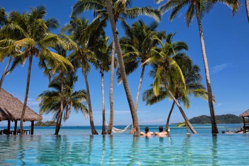 luxury hotels in Fiji Outer Islands