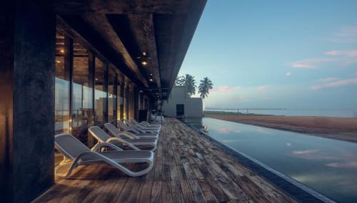 luxury hotels in Negombo