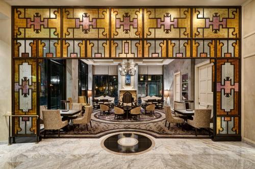 luxury hotels in New Orleans