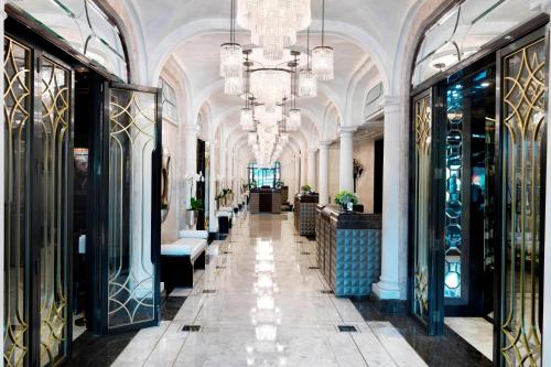 luxury hotels in London