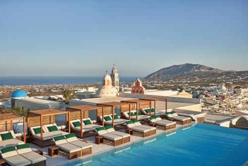 luxury hotels in Fira