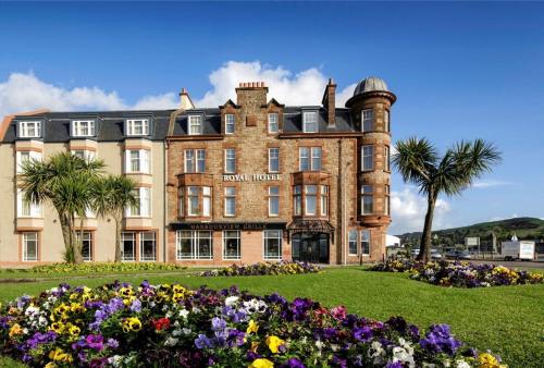 luxury hotels in Antrim County