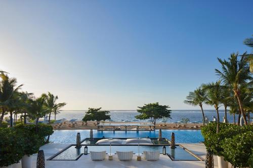 luxury hotels in Nusa Dua