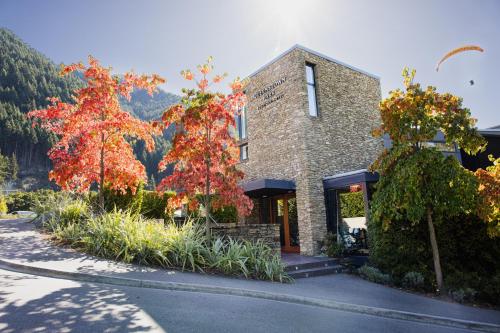 luxury hotels in Queenstown