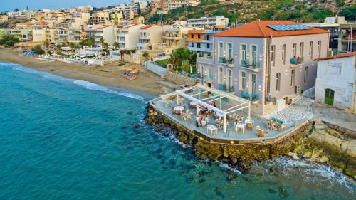 luxury hotels in West Crete