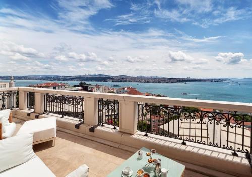 luxury hotels in Istanbul Surroundings