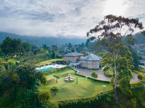 luxury hotels in Nuwara Eliya District