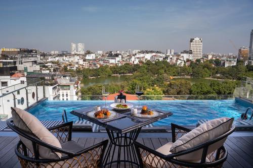 luxury hotels in Hanoi