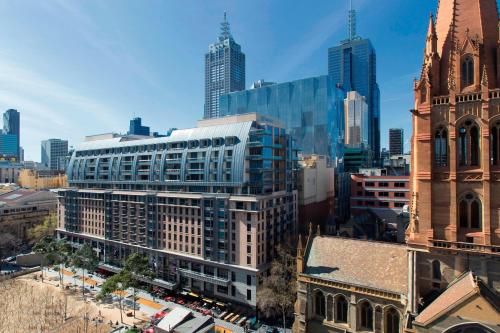 luxury hotels in Melbourne