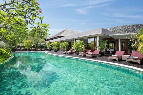 luxury hotels in Uluwatu