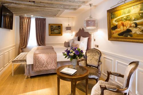 luxury hotels in Latin Quarter (5Th)