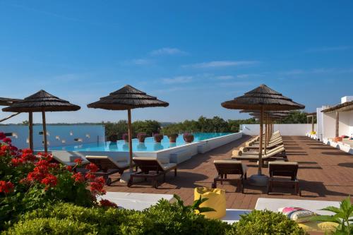 luxury hotels in Evora District