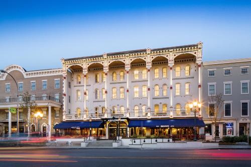 luxury hotels in Lake Placid