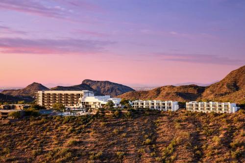 luxury hotels in Phoenix Metropolitan Area