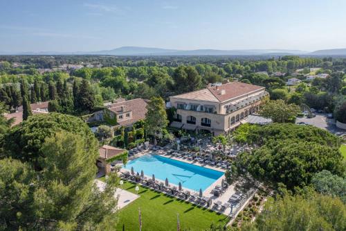 luxury hotels in Saint-Rémy-De-Provence