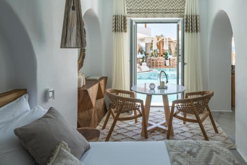 luxury hotels in Naxos Chora