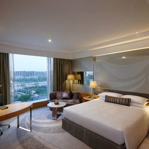 luxury hotels in Gurgaon