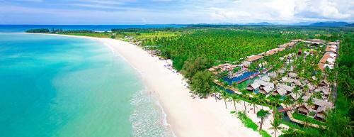 luxury hotels in Khao Lak