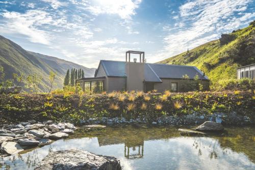 luxury hotels in Cardrona Alpine Resort