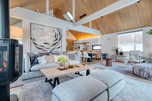 luxury hotels in Niseko