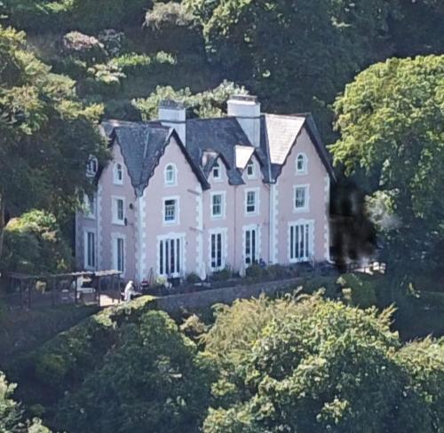 luxury hotels in South Wales