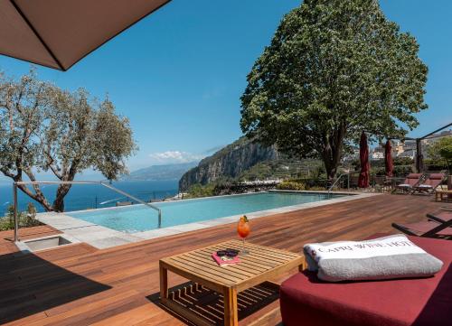 luxury hotels in Italy South