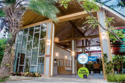 luxury hotels in Rawai Beach