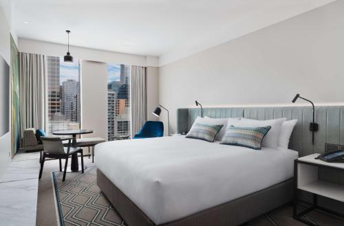 luxury hotels in Melbourne