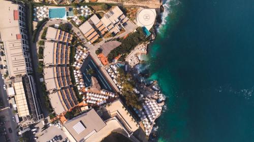 luxury hotels in Vlorë County