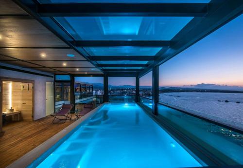 luxury hotels in West Crete