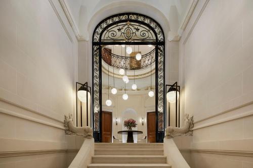 luxury hotels in Greater Paris