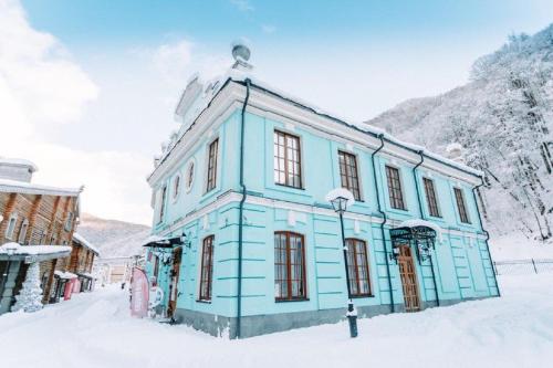 luxury hotels in Estosadok