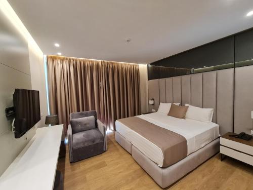 luxury hotels in Vlorë County