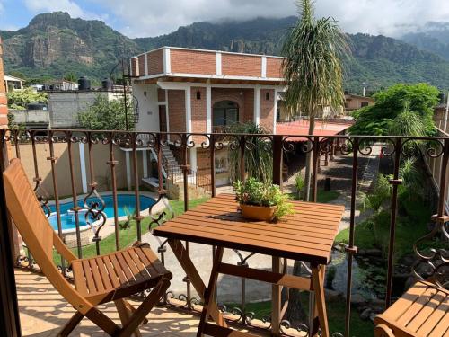 luxury hotels in Tepoztlán