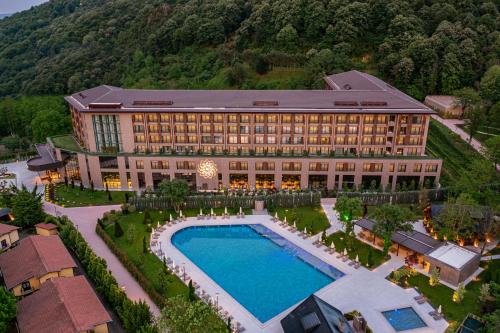 luxury hotels in Istanbul Surroundings