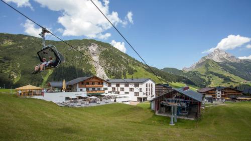 luxury hotels in Warth Am Arlberg