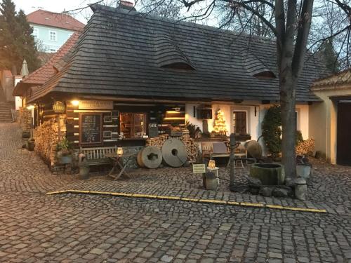 luxury hotels in Autoroute Frankfurt - Vienna