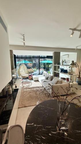 luxury hotels in Golem