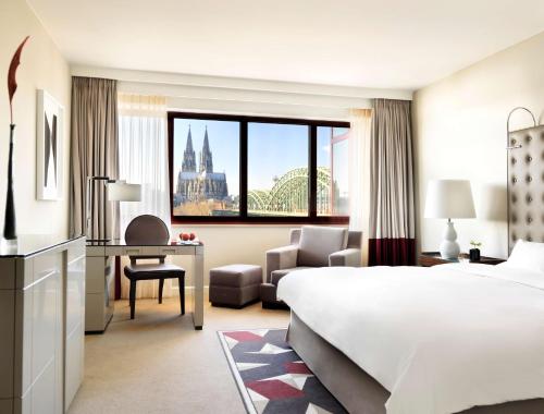 luxury hotels in Cologne