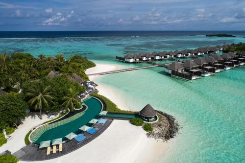 luxury hotels in North Male Atoll