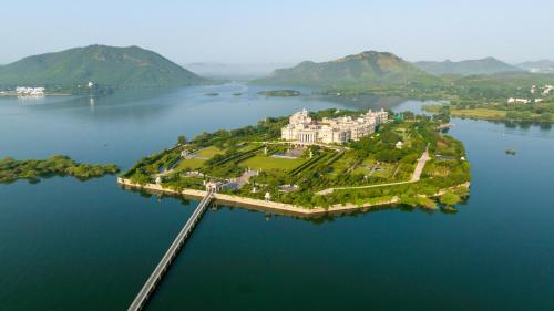 luxury hotels in Udaipur