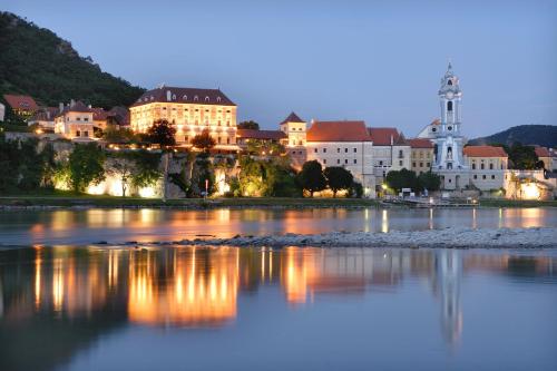 luxury hotels in Danube