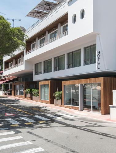 luxury hotels in Monte Carlo