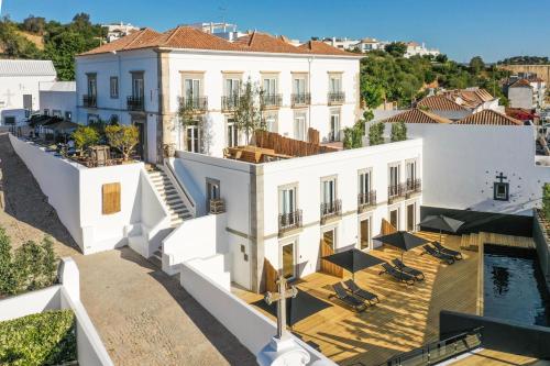 luxury hotels in Tavira